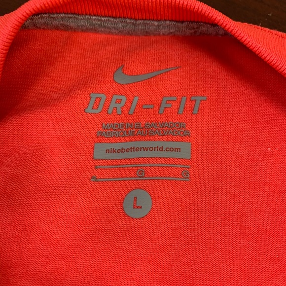 Boys Nike tee - Picture 4 of 5